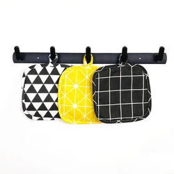 Kitchen Potholders Pad and Stove Oven Gloves Set Mitts Heat Resistant Thermal Anti-heat Take Hot Pot Cooking Baking Gloves
