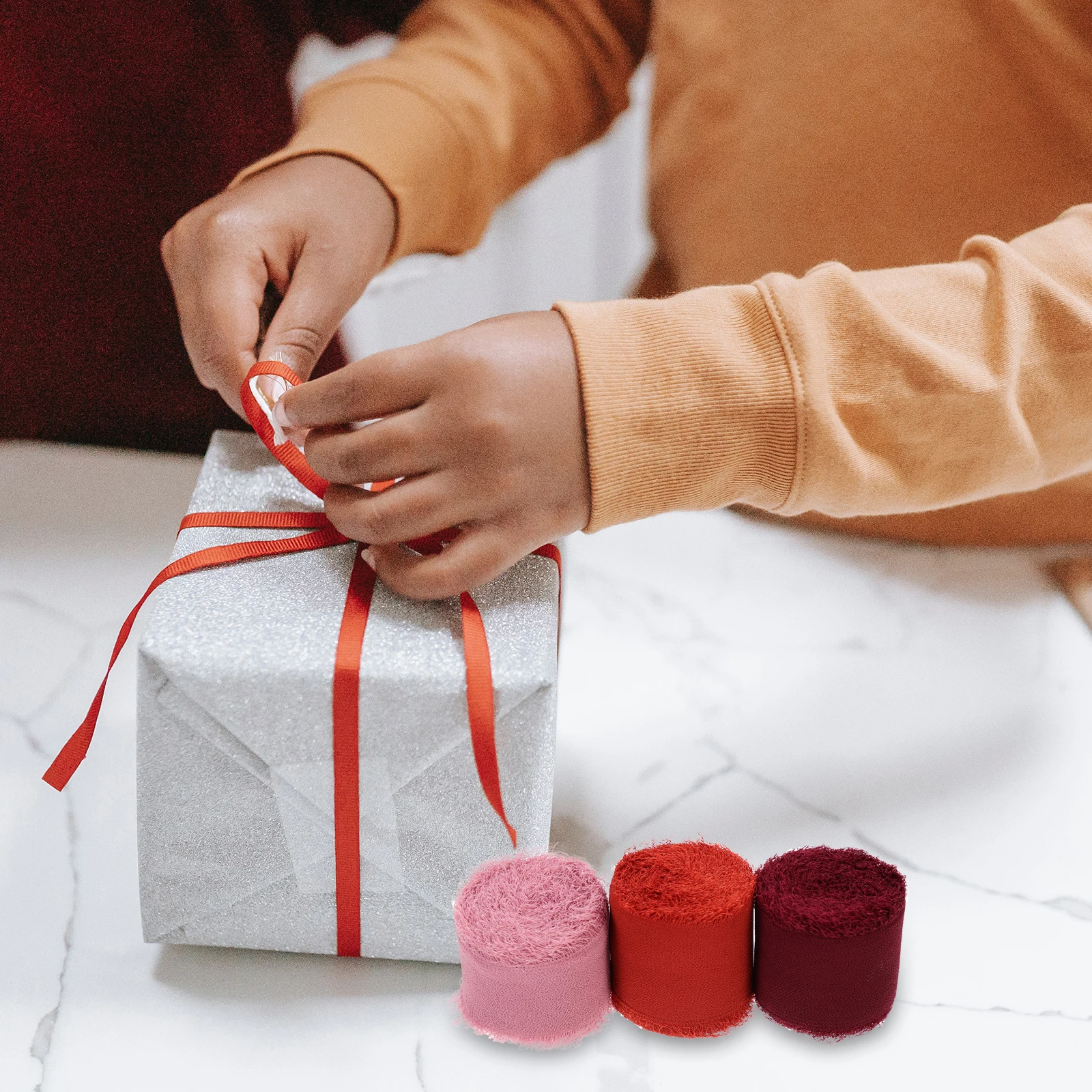 

Raw Edge Fringe Decorative Crafts Wedding Gifts Wrapping Bridal Bouquet Cake Ribbons Wrapping Ribbons Elastic B