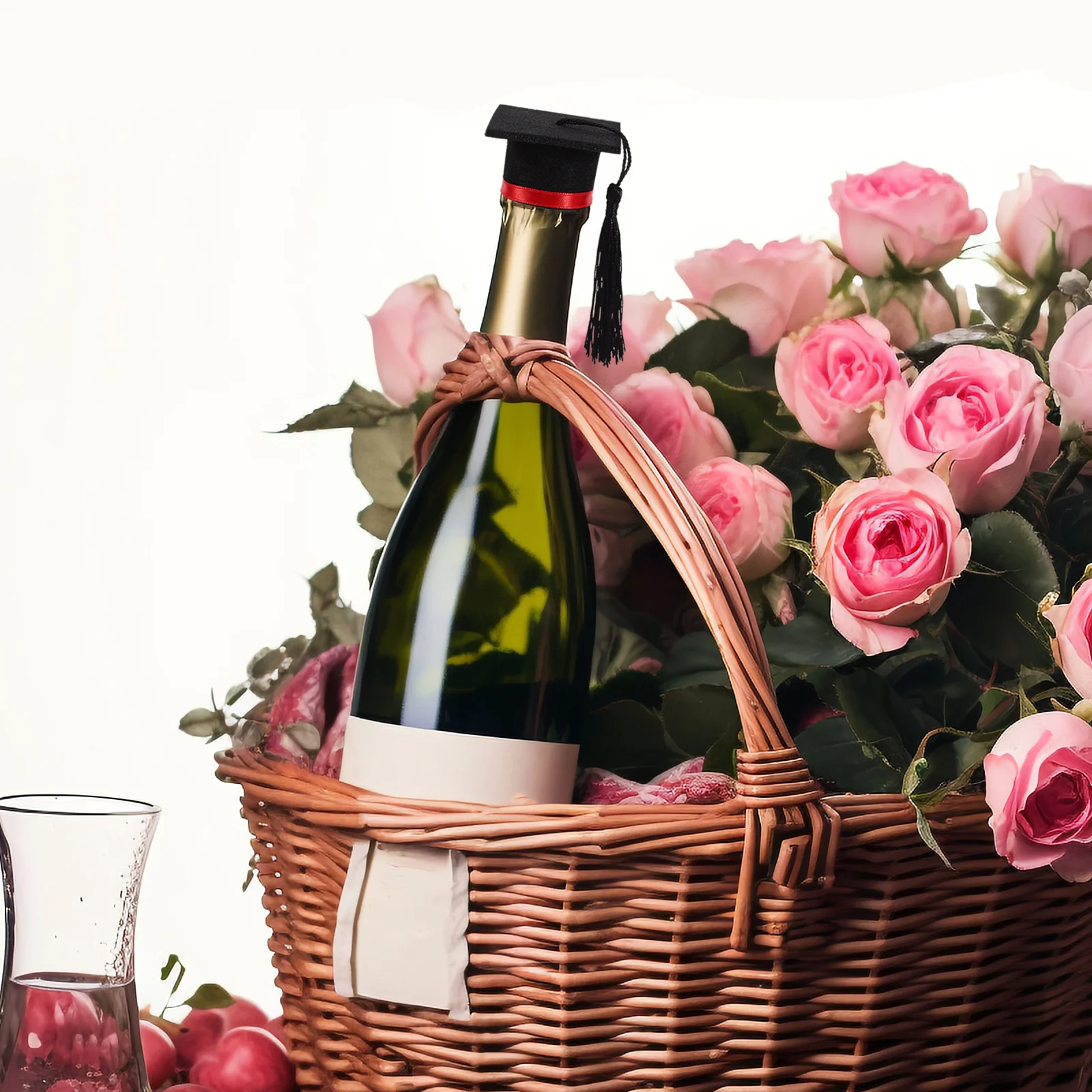 

4Pcs Graduation Bottle Toppers Mini Hats Wine Covers Elegant Celebration Decor Mini Graduation Cap Funny Wine Stopper