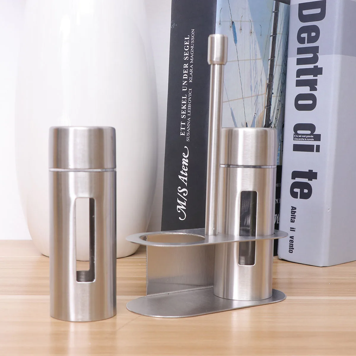 

3pcs Stainless Steel Spice Caddy Set Food Grade Seasoning Containers Salt Pepper Bottles Clear Window Shaker Holder Medium Size