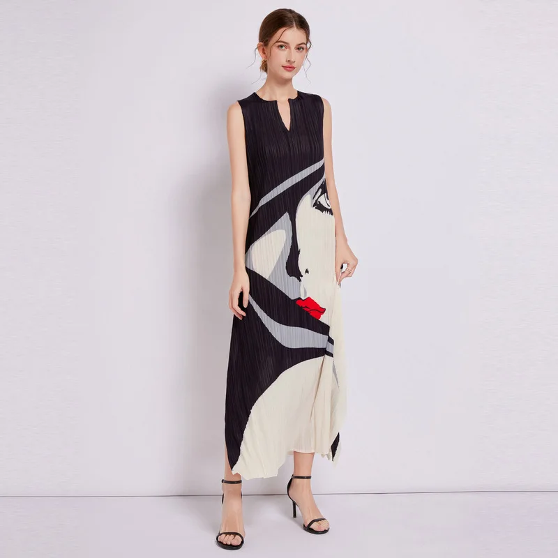 

Summer New Women's Pleated Fashion Retro Print Large Loose Slim Sleeveless Long Dress Dress