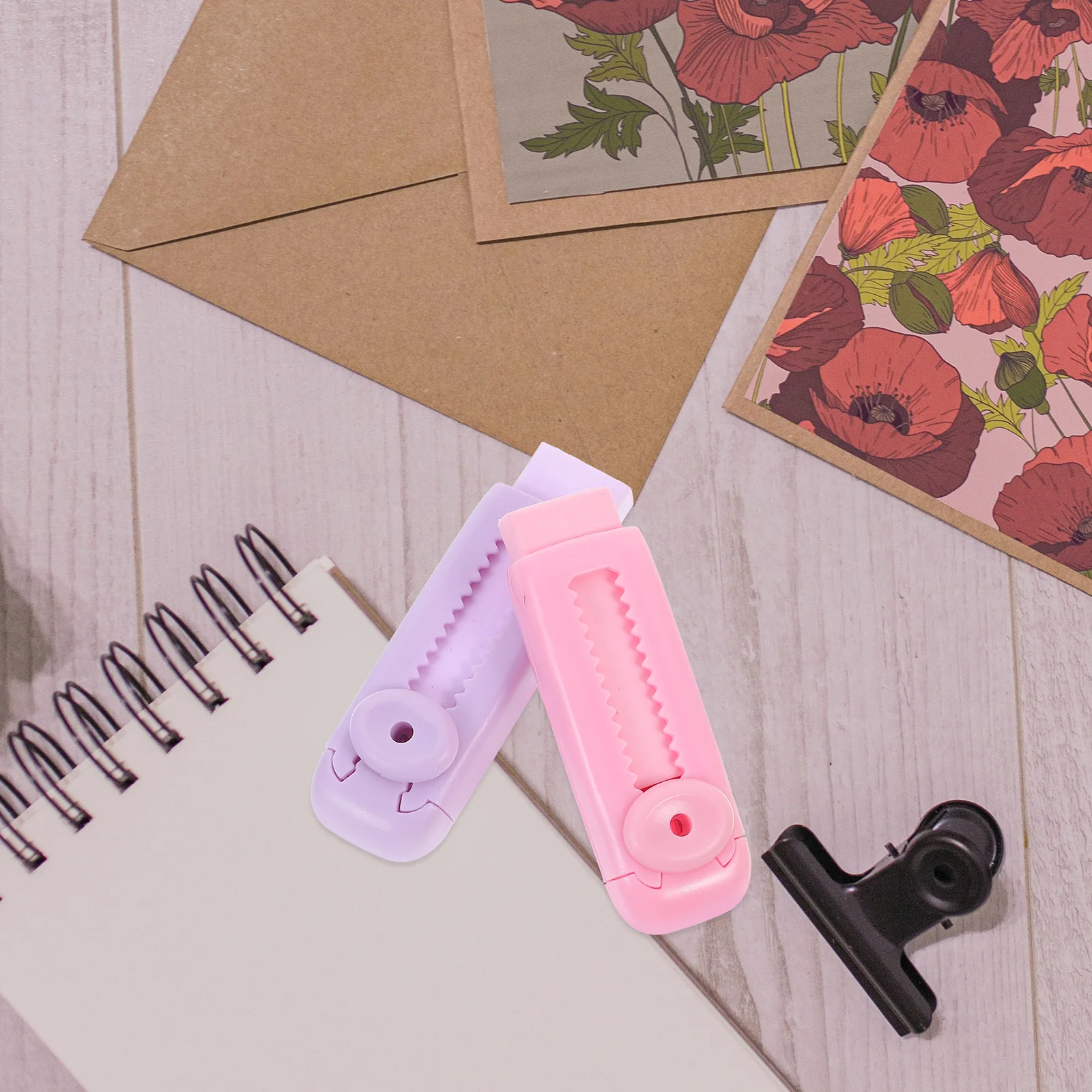 

8Pcs Sliding Retractable Students Erasers Small Practical Portable Erasers for Exams Test Pencil Correction School Stationery