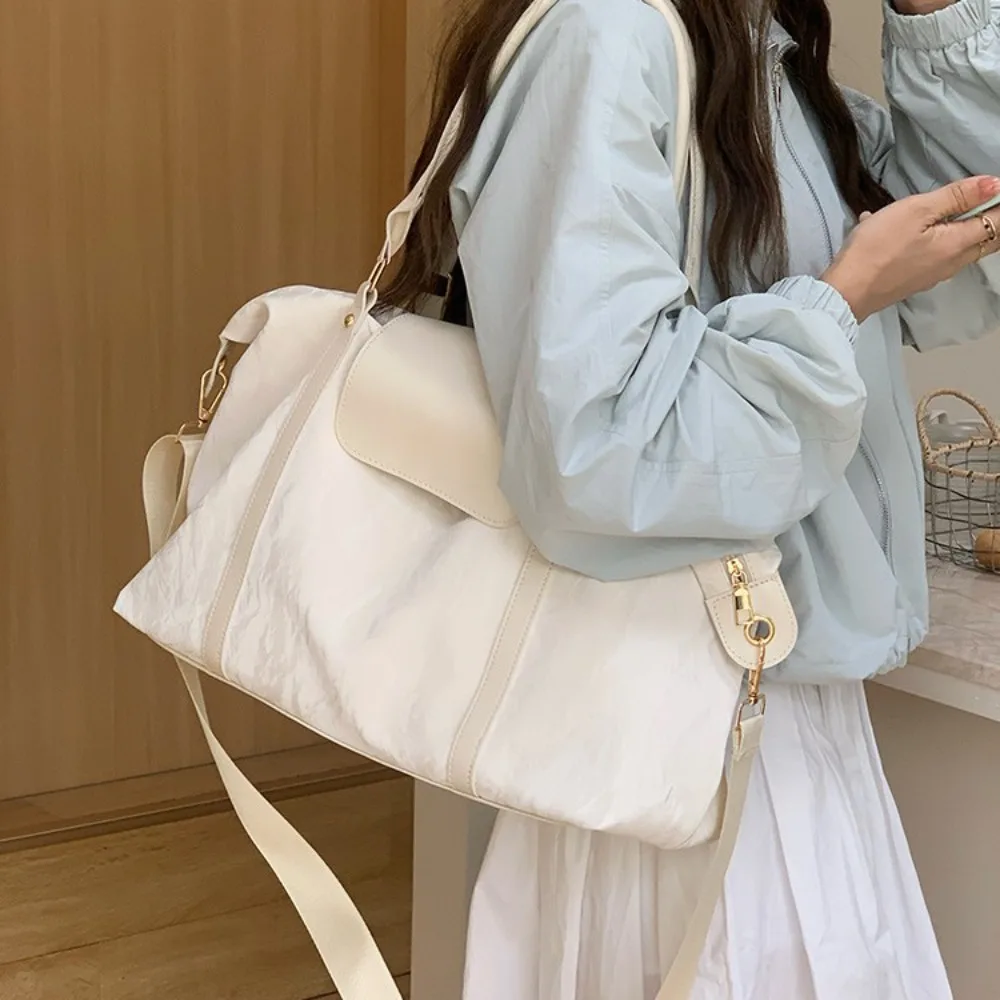 حقيبة سفر ذات سعة كبيرة للنساء خفيفة الوزن لتخزين رحلات العمل واللياقة البدنية في الهواء الطلق ومتينة ومقاومة للماء #1