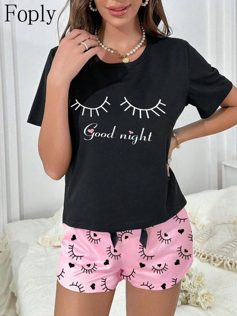 

Women's Pajamas Set Black Letters Bear Print Pajama Set Short Sleeve Crew Neck T-Shirt And Elastic Shorts Cozy Fabric Loungewear