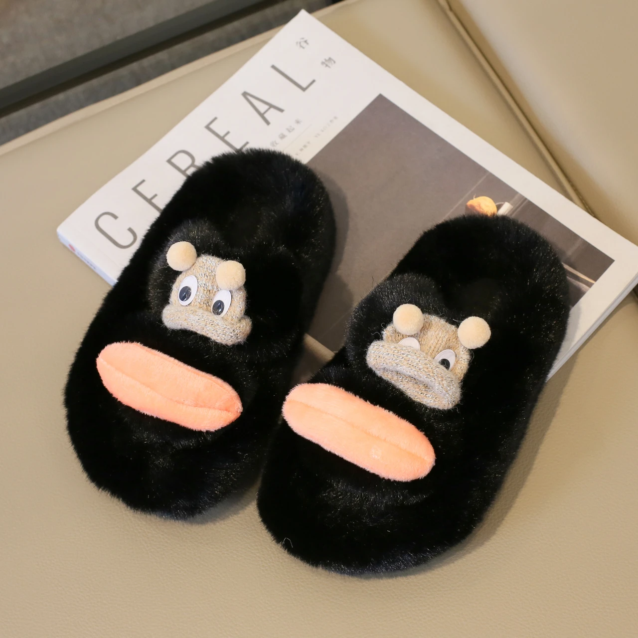 

Girl's Slippers Furry Open Toe Cute Cartoon Home Outdoor Children Slider Winter Fashion Slip-on Anti-slipper All-match Kids Shoe