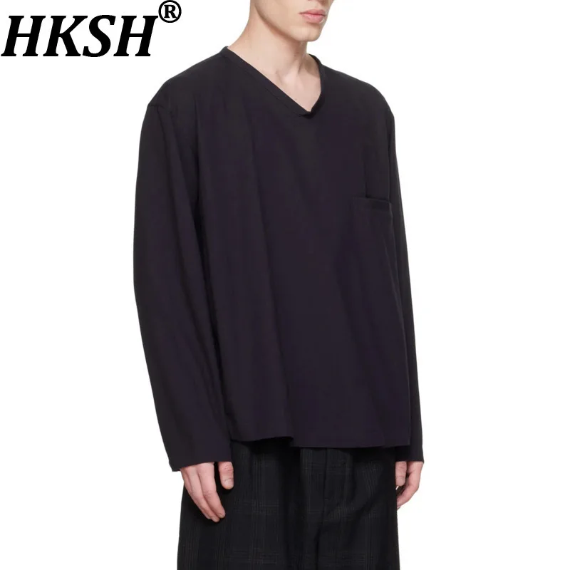 

HKSH European American Dark Tees Spring New RO Style Vibe Niche Versatile Loose T-shirt Japanese Trendy V-Neck Pullover HK19672