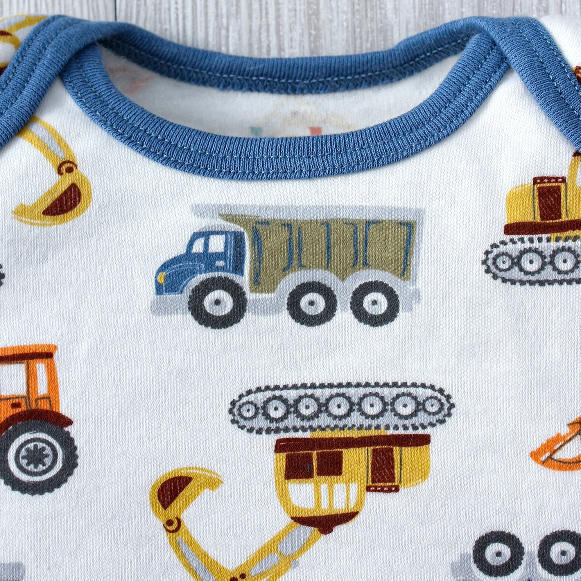 3PCS Summer Boys Baby Bodysuit Three piece Set Cartoon Excavator and Stripe Pattern Short Sleeve Button Design Triangle Bodysuit