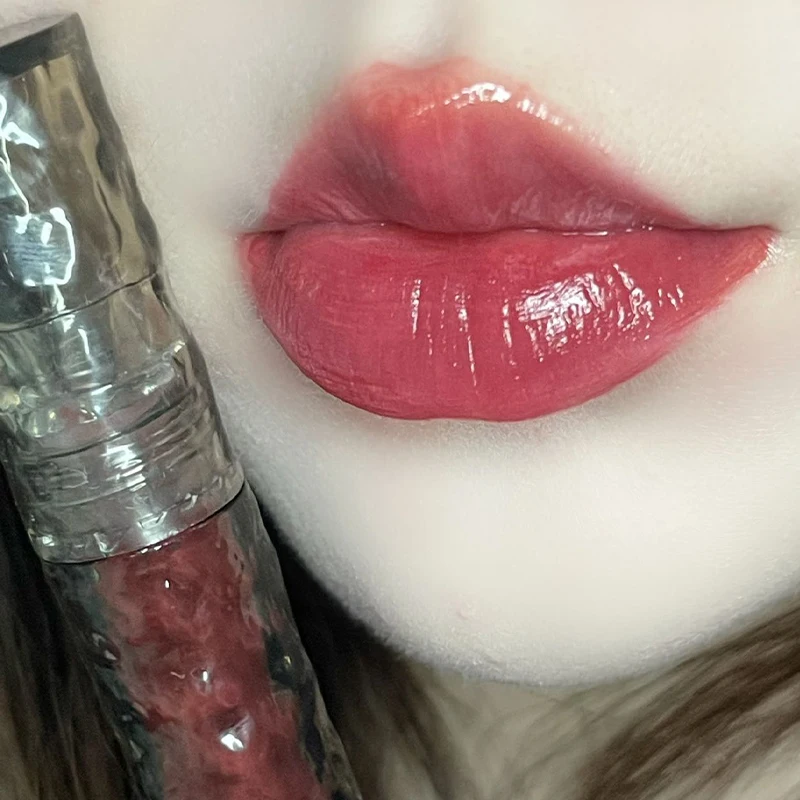 HERORANGE Glacier Rock Mirror Water Glazed Lip Glaze Moisturizes and Moisturizes, Forming a Film That Is Not Easy to Fade