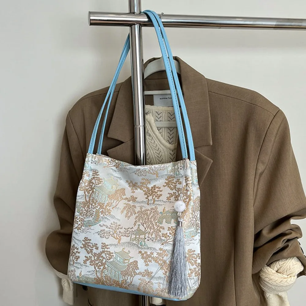 

Portable Elegant Chinese Style Shoulder Bag Cloth with Pendant Embroidery Tote Bag Exquisite Trendy Hanfu Printing Handbag Party
