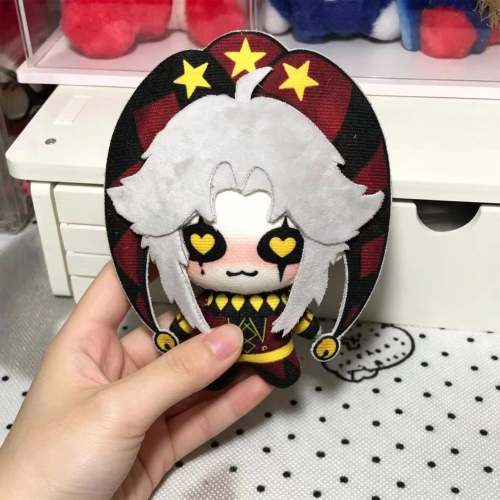 Latest 10cm Stuffed Cute Love Heart Shape Eyes Red Pierrot Anime Circus Plush Toy Freak Game Character Bag Keychain Plushie Doll