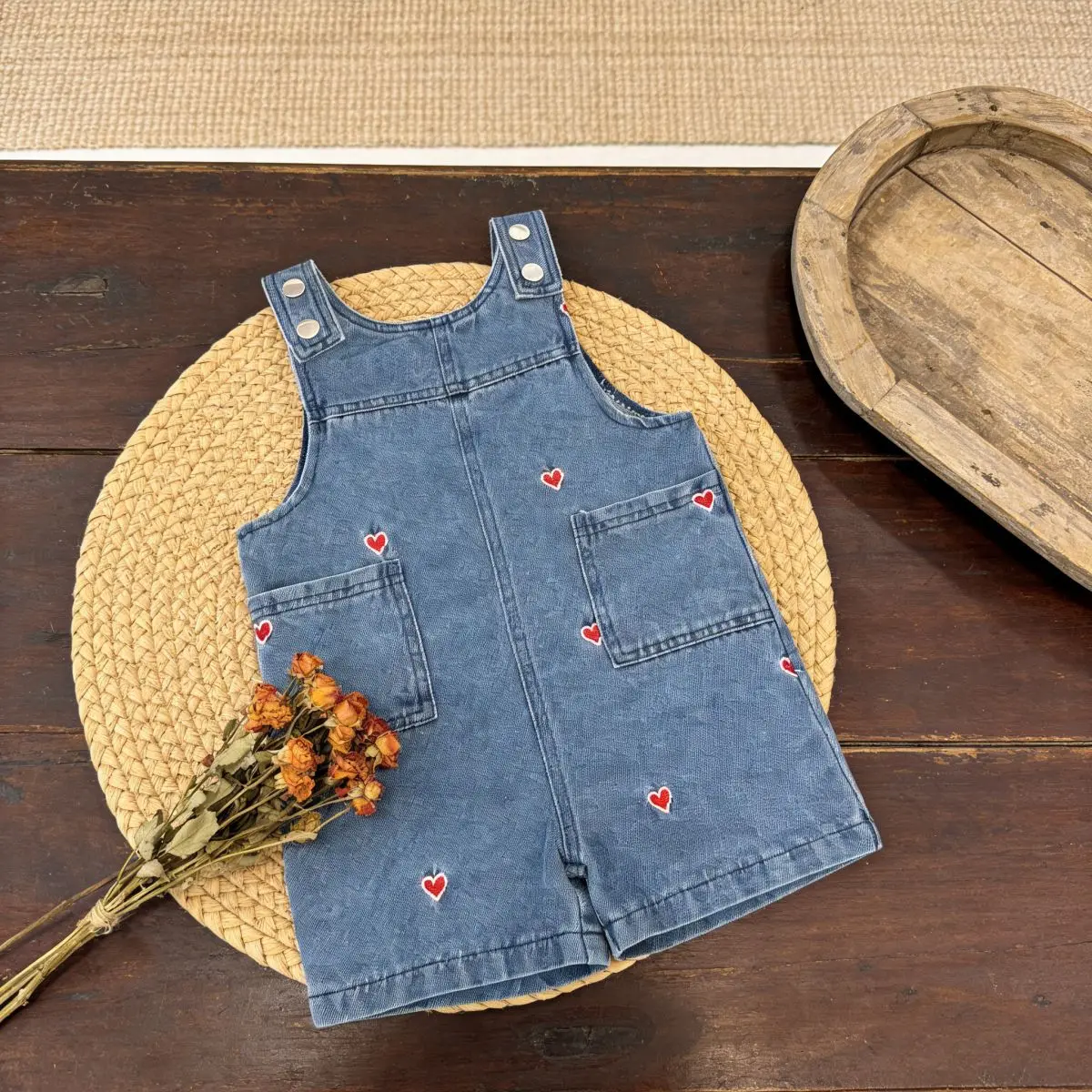 2026 Summer New Girls Denim Overalls Infant Fashion Casual Jumpsuit Baby Girl Heart Embroidery Strap Shorts Toddler Clothes