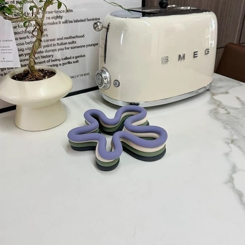 2PCS Geometric Silicone Placemat Heat Resistant Coaster Non 