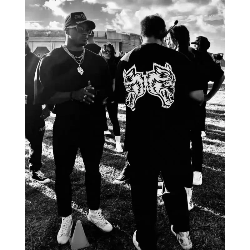 

2025 Мужская футболка Darcsport Double Wolf Head Бодибилдинг Фитнес Тенденция Хлопковая футболка с короткими рукавами Топ унисекс