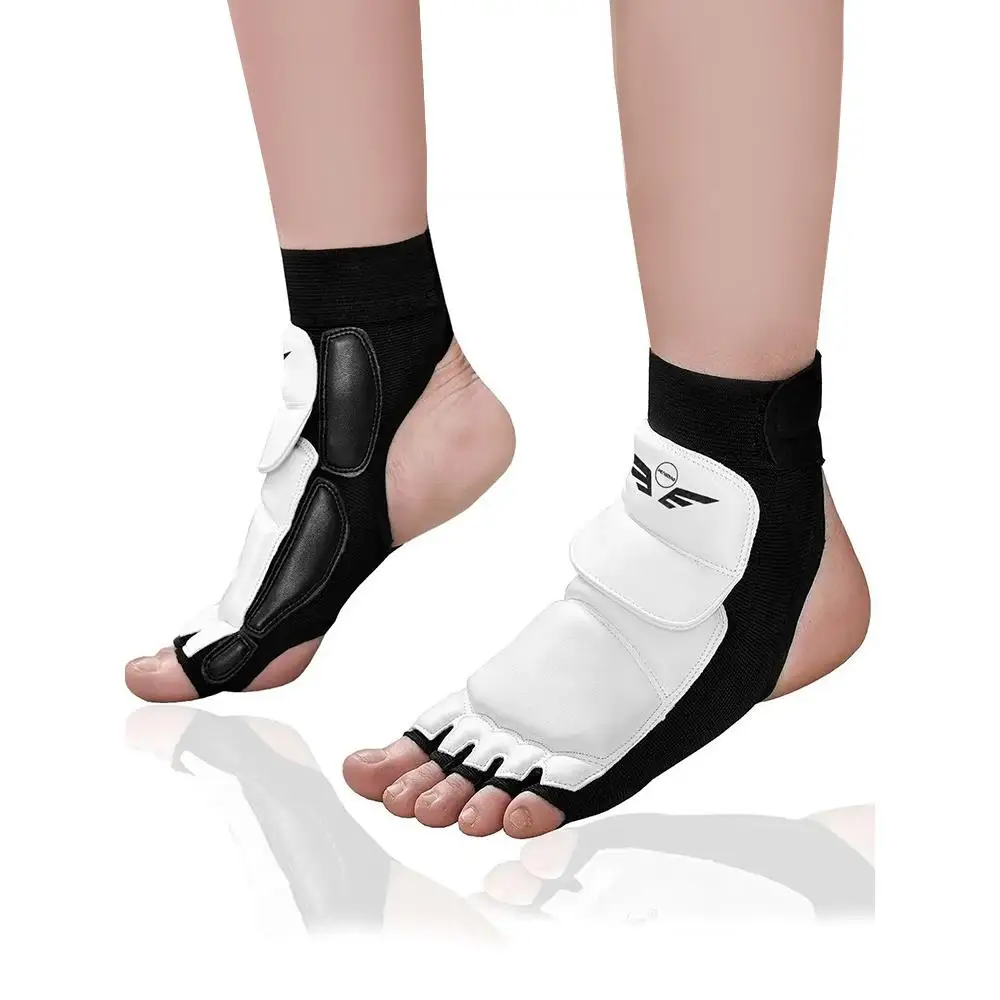 Complete Set Competition Type Taekwondo Training Gear Hand And Foot Protection Full Equipment for Children And Adults