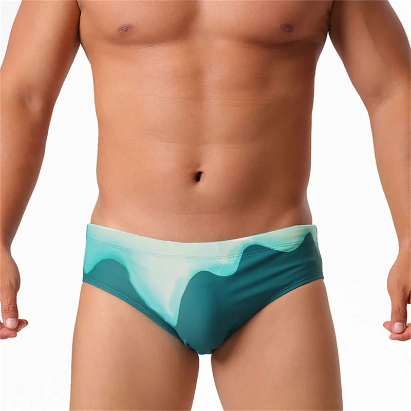Men Sexy Close-fitting Swim Briefs Printed Briefs with Cups Sexy Beach Swimwear Bikini Brazilian