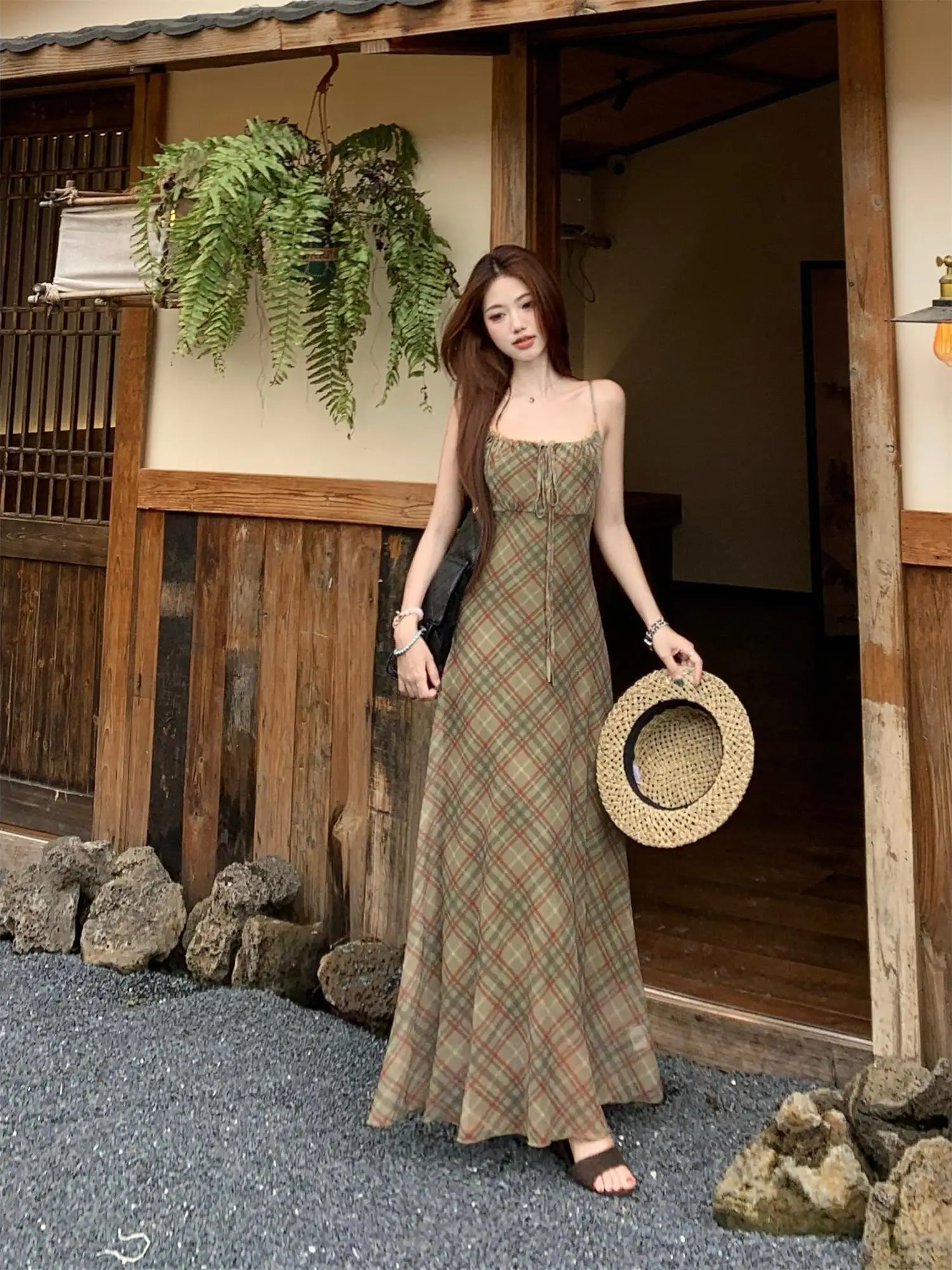 

Retro Strap Dress Women's Summer 2026 New Plaid Drawstring Waist Cinch Slimming Long Dress Commute Style High Waist A-Line Skirt