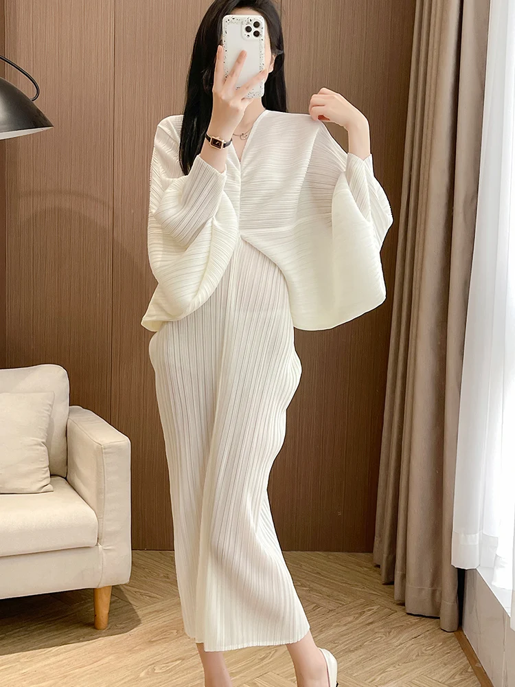 

Simple Design White Pleated Wrap around Body Dress Women's New Summer Product Qipao Style Polyester Fiber Straight Cut Dress