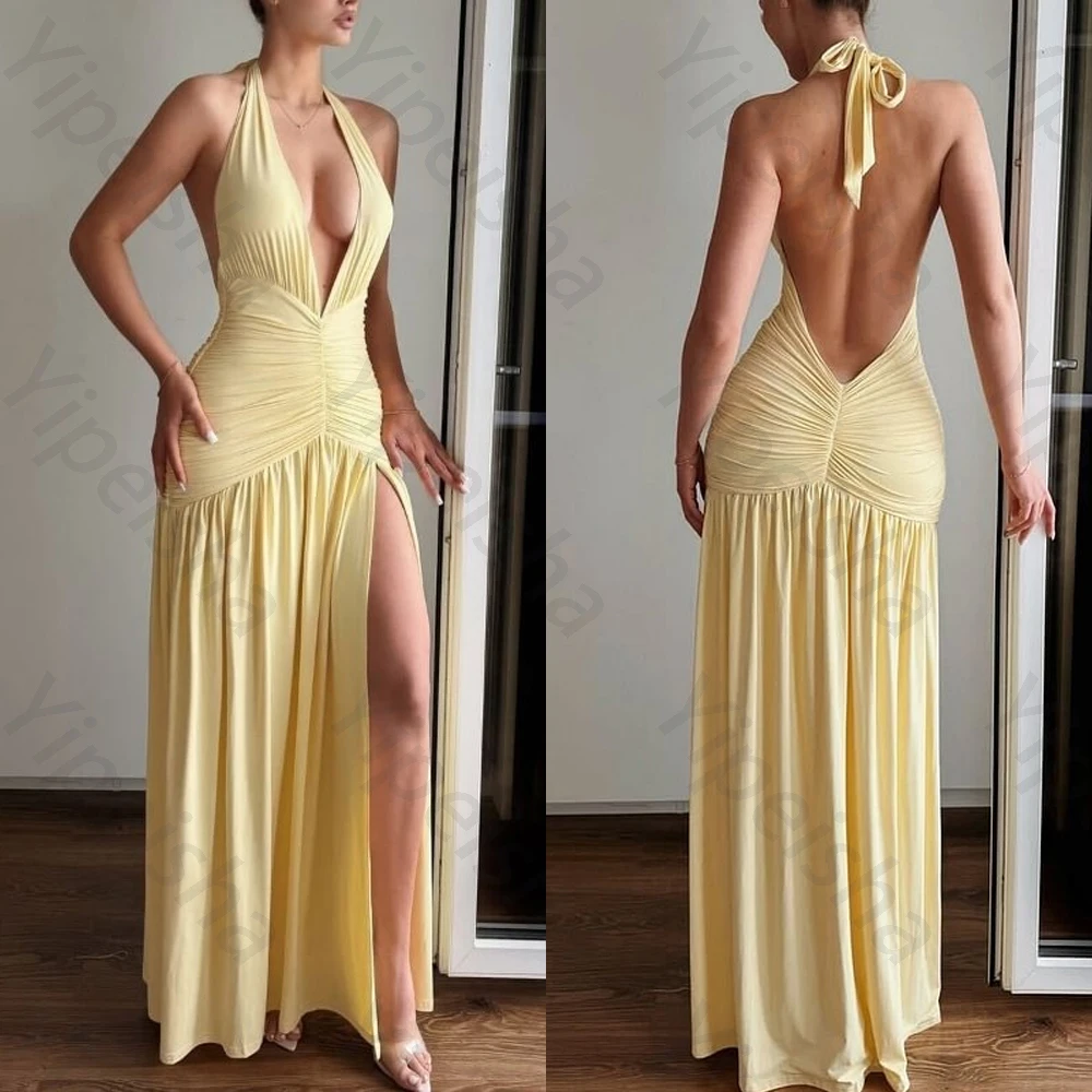 Maßgeschneiderte Ballkleider, gelbes Neckholder-Trägerkleid mit tiefem V-Ausschnitt, rückenfrei, plissiertes Abendkleid, exquisite, hochwertige Partykleider für Damen