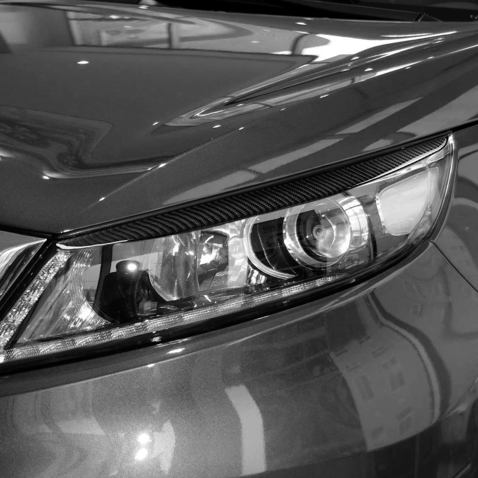 Real Carbon Fiber Car Accessories Headlight Header Decorative Cover Soft Sticker For Kia Sportage 2011 2012 2013 2014 2015 2016