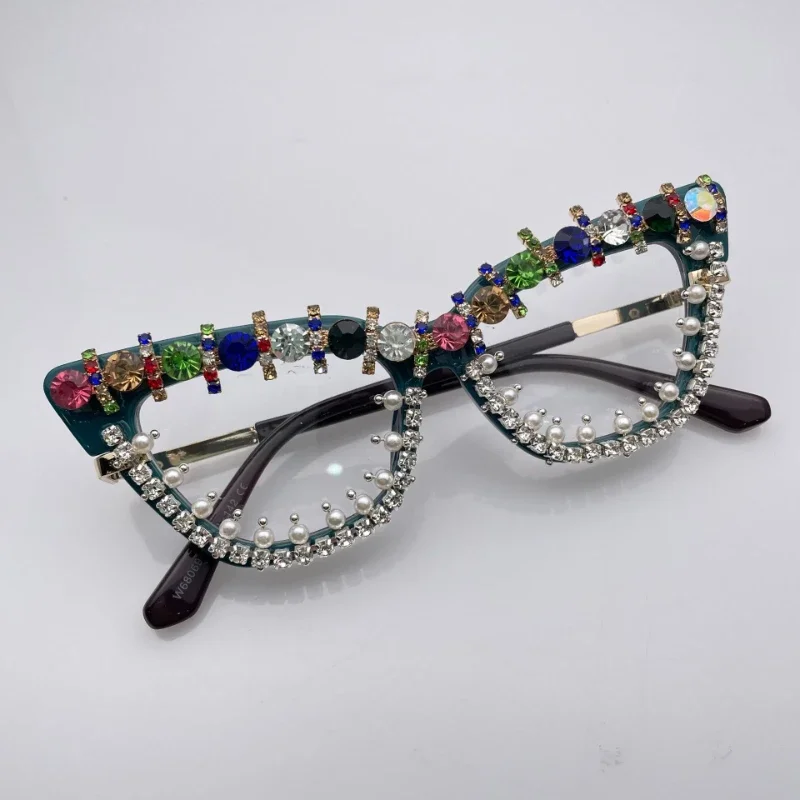 

2023 New Diamond Sunglasses Ladies Brand Designer Party Ladies Glasses Rhinestone Season Cool Eyewear Lunette De Soleil Femme