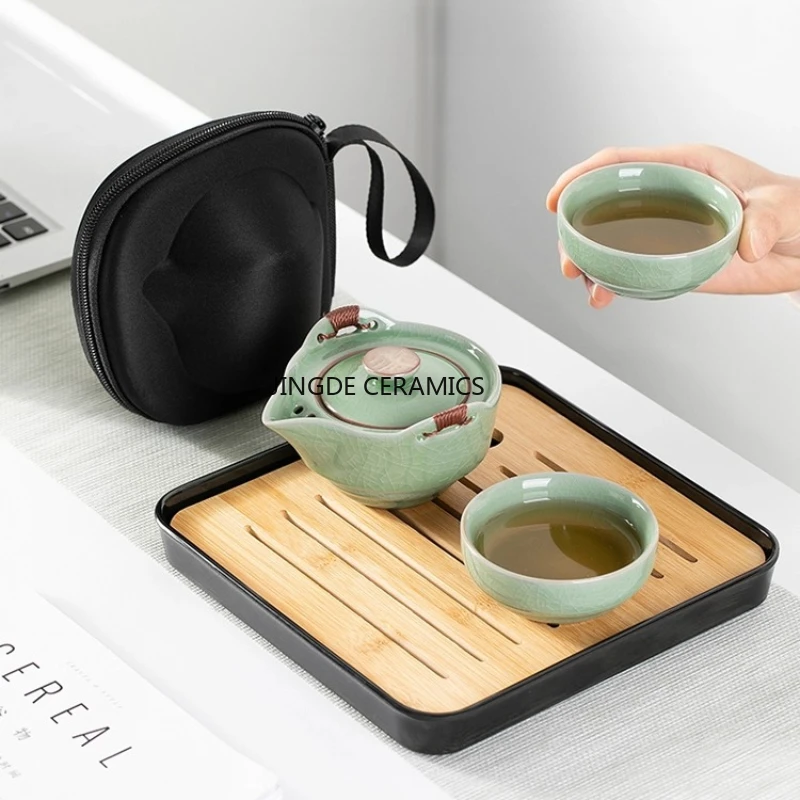 

4pcs Portable Tea Set 1 Tea Pot, 2 Cups Kung Fu Tea Pot Travel Accessories Chinese Style Household Cup, Household Items