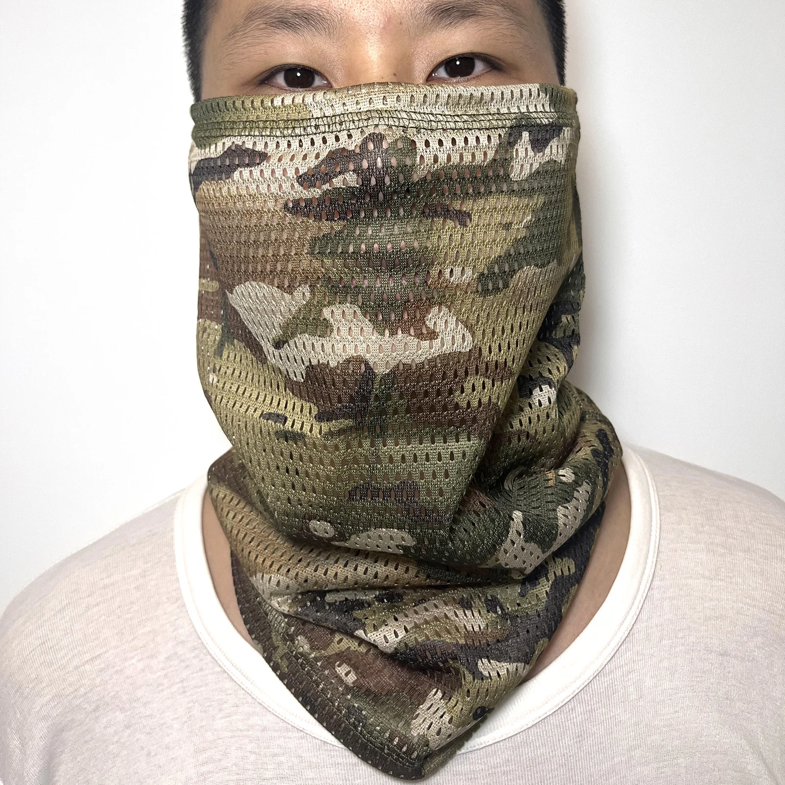 Large Hole Mesh Camouflage Neck Gaiter Breathable Summer Sun Protection Windproof Face Mask Outdoor Cycling Fishing Sports Scarf