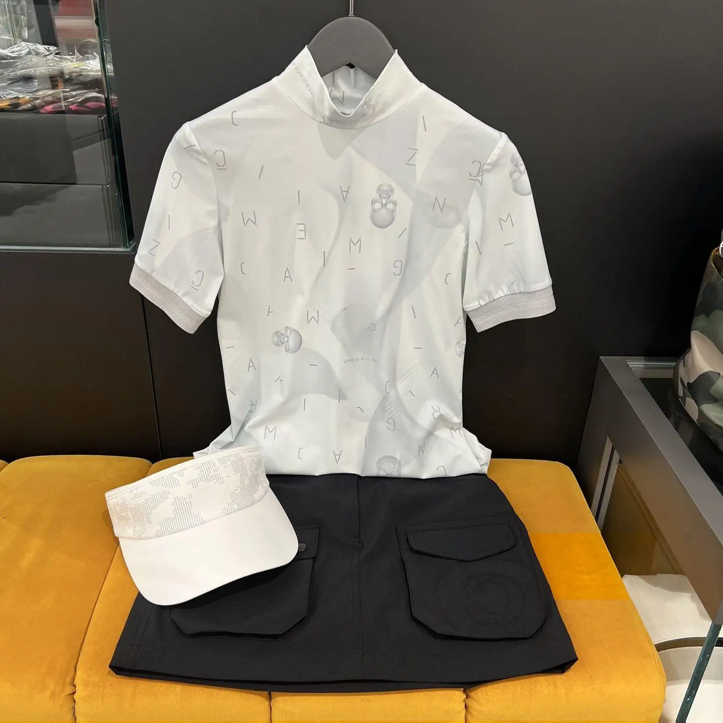 2026 New Summer Ladies Golf Shirts Cool Touch Stretch Short Sleeve Tees Versatile Daily Casual Sports Golf Wear Tops