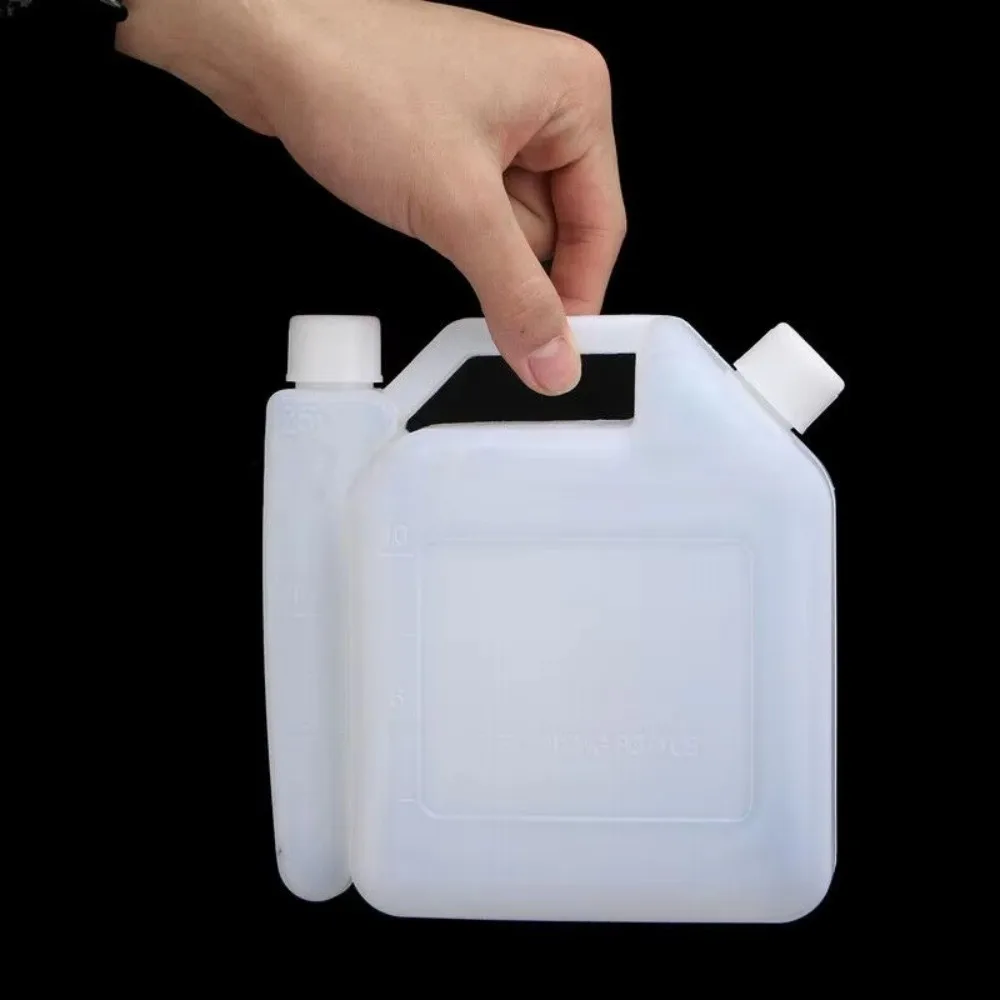 New 1 Liter Capacity Oil Pot 1:25 Mix Ratio 50:1 Mix Ratio Petrol Mixing Bottle 2 Stroke Mixing Bottle