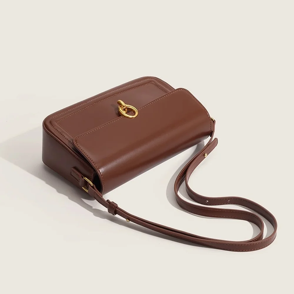 High quality red retro bridal wedding bag 2026 new light luxury commuting armpit bag French niche handbag trend