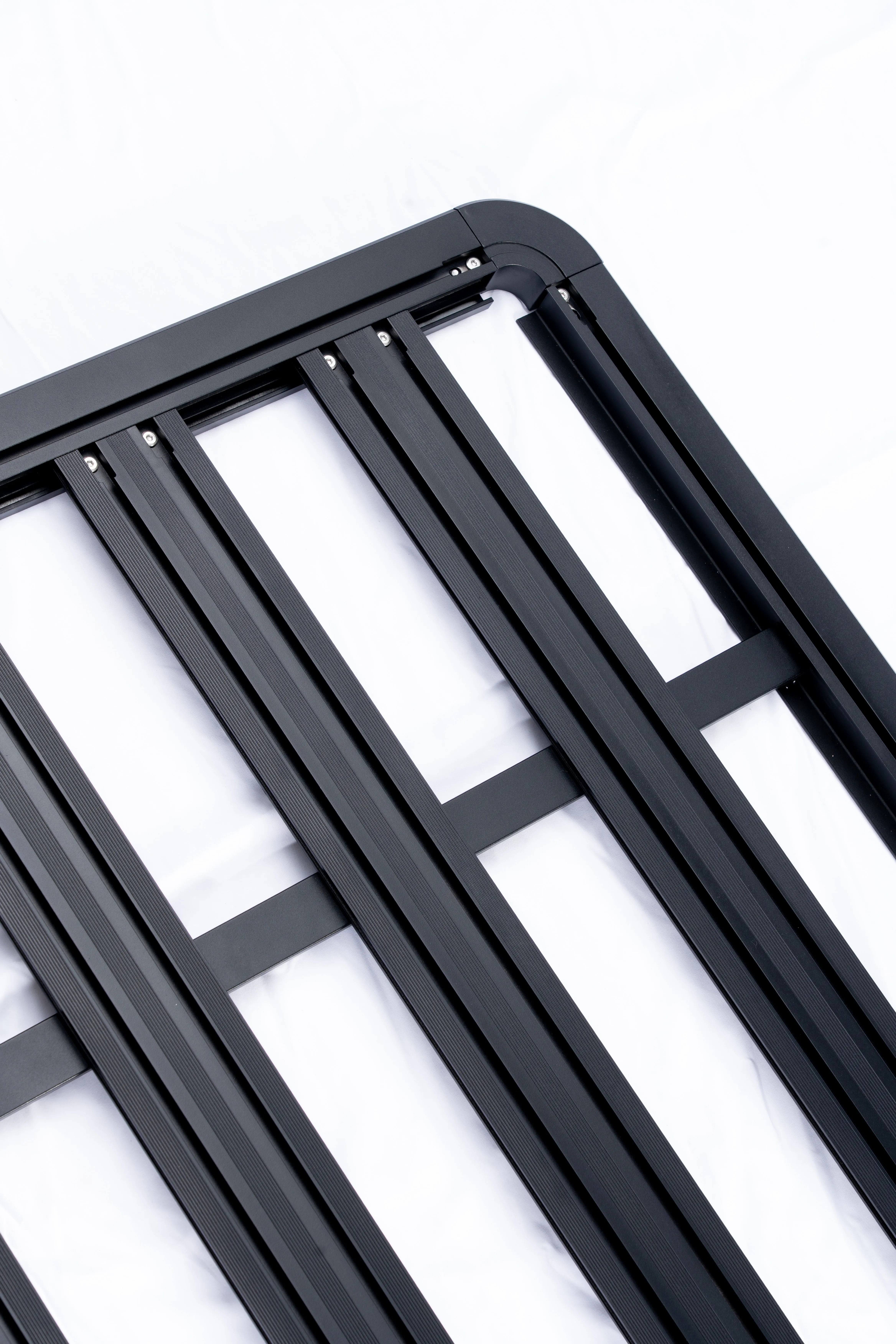 Factory-Direct Custom Aluminum RV Roof Rack - Heavy-Duty Customizable Luggage Platform For Motorhomes Campers & Caravans