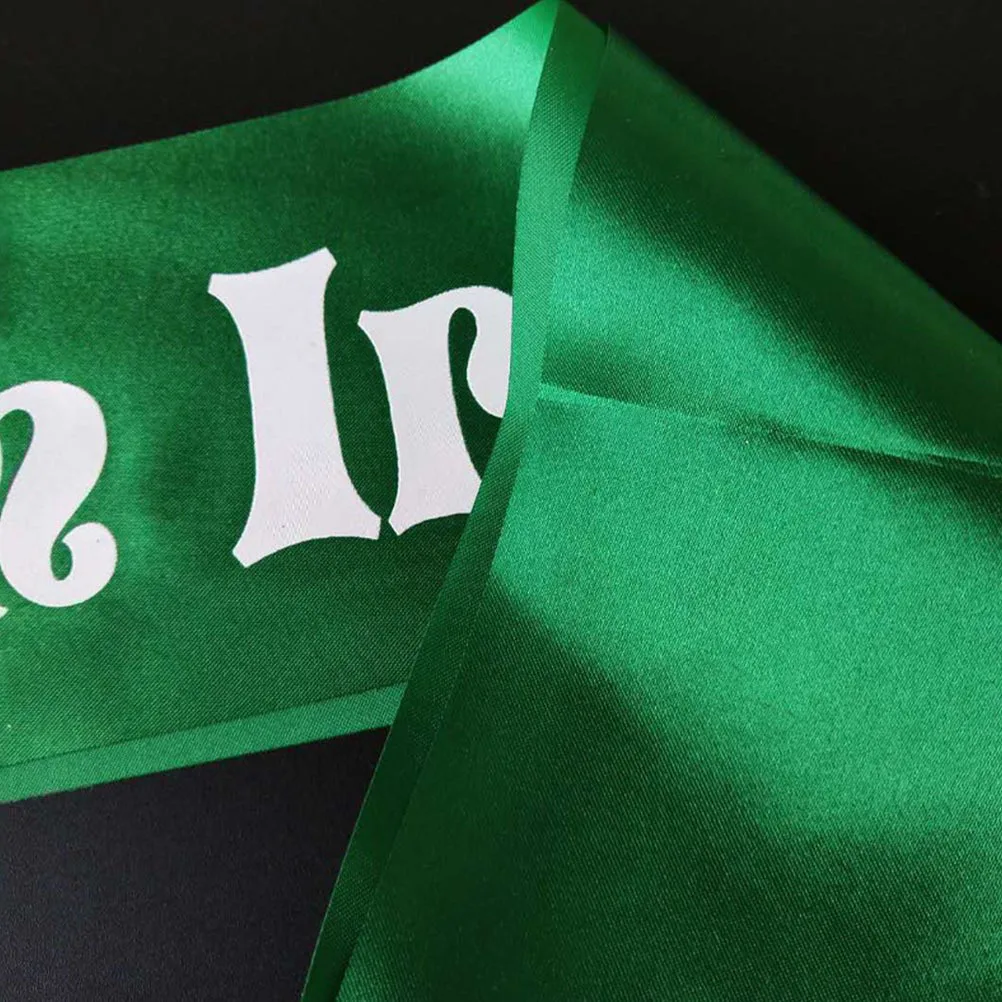 5 uds. De fajas de fiesta verdes, correas de hombro con estampado de letras de trébol de satén para suministros festivos para fiestas del Día de San Patricio