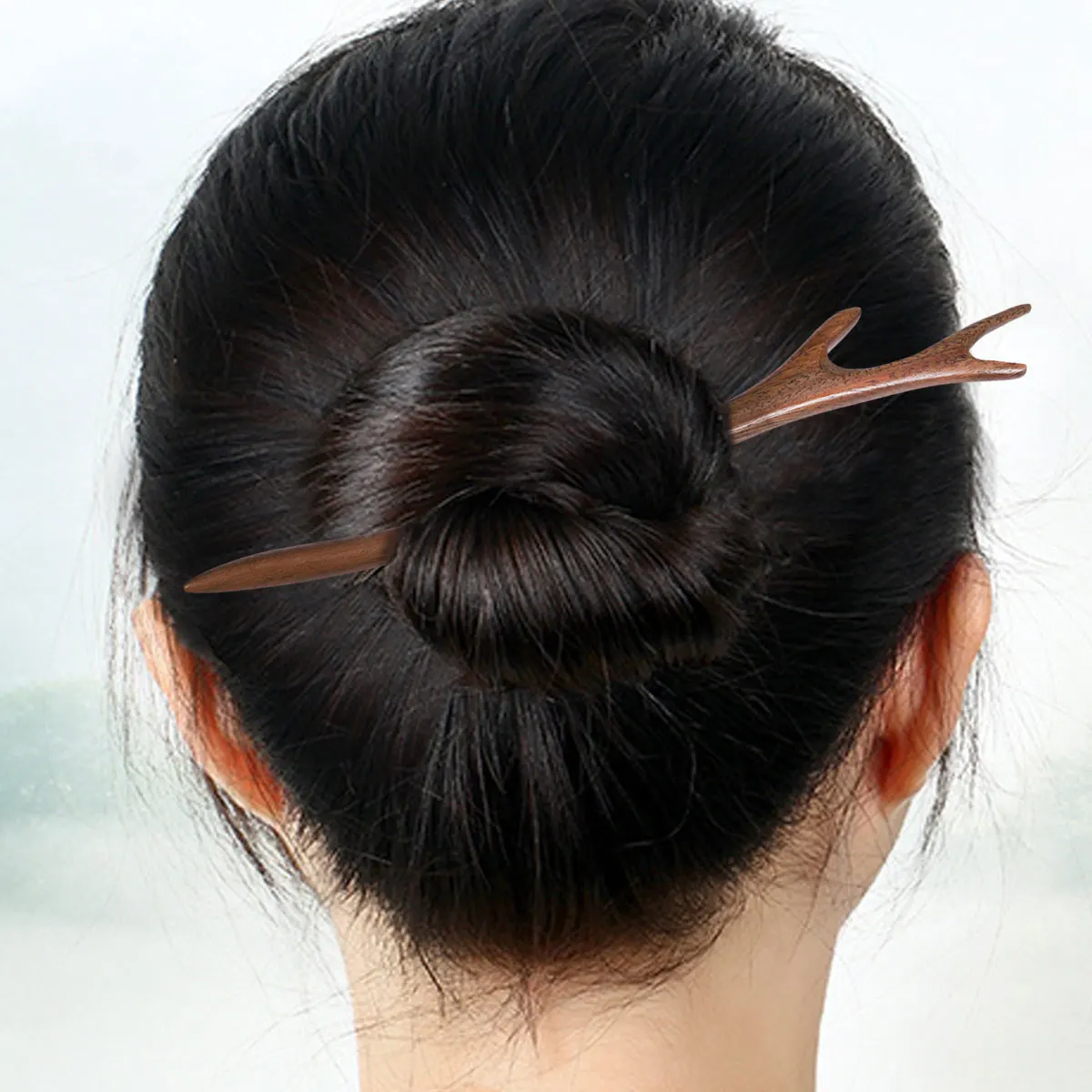 

Vintage Wood Hair Stick Antlers Pattern Decorative Hairpin for Women Elegant Retro Style Party Wedding Bridal Hair Accessory