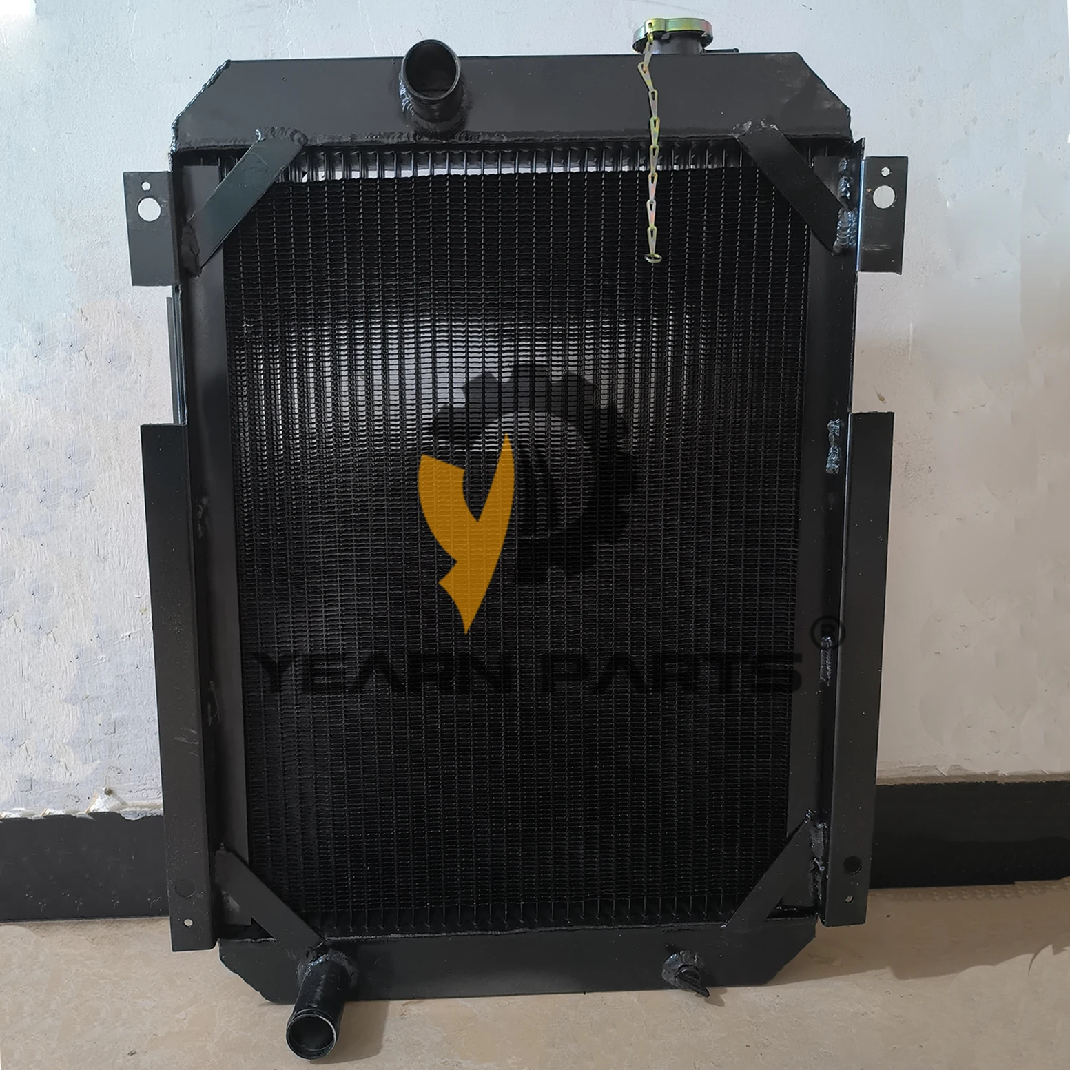 

YearnParts ® Water Radiator Core 6685048 for Bobcat Excavator 331 334 335 337 341