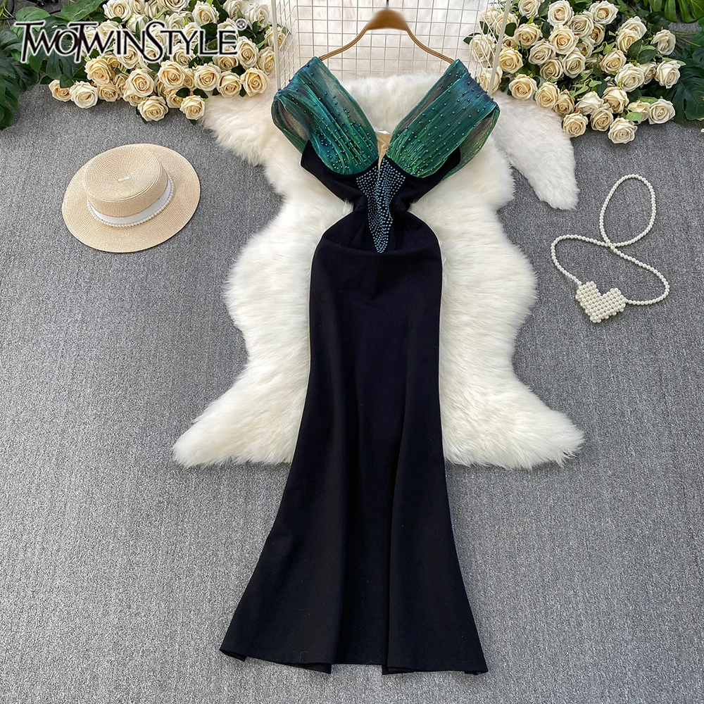 

TWOTWINSTYLE Design Sense Hit Color Dinner Dresses For Women V Neck Sleeveless High Waist Chic Dress Female Fashion KDR553299