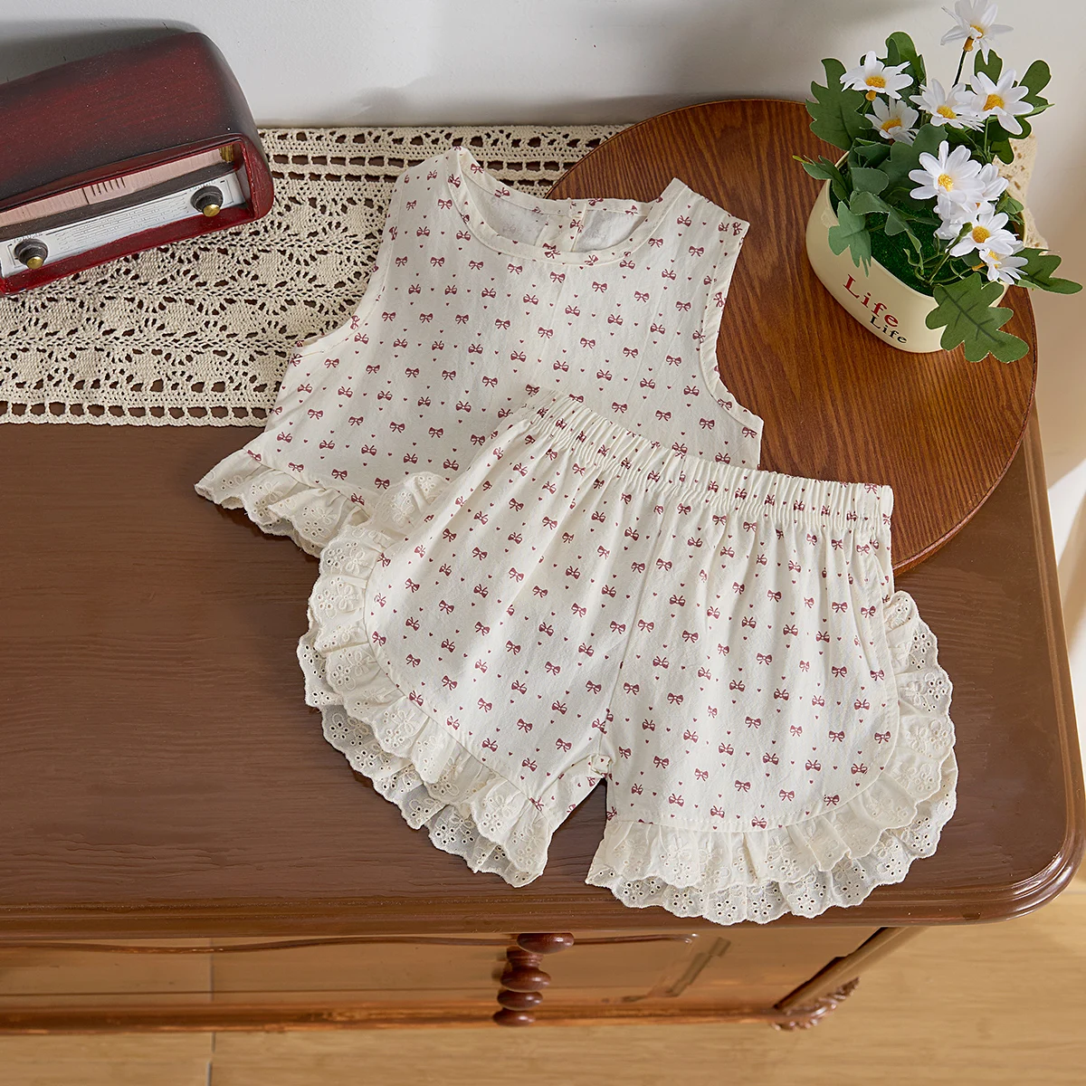 

Summer girls' bow print sleeveless top and shorts set, baby's fresh and delicate lace full print 2-piece set