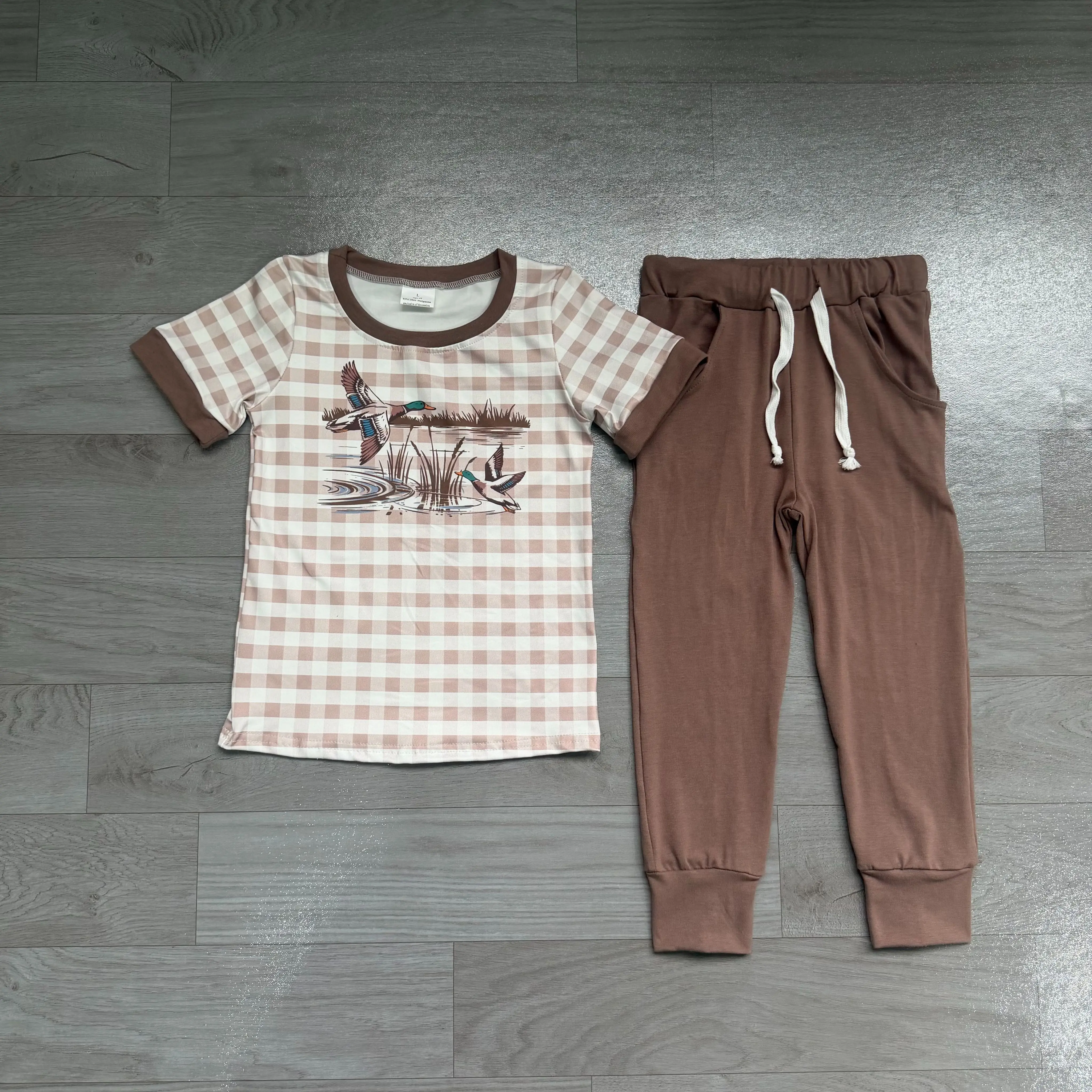 Wholsale Baby Boy Brown Clothes Kids Short Sleeves Ducks Plaid Shirt Tee Set Toddler Children Cotton Pockets Pants Outfit