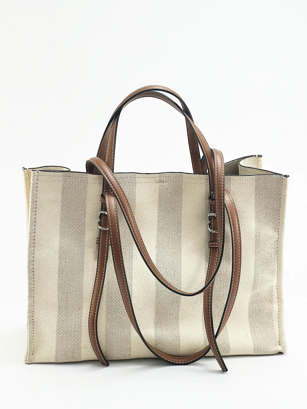 

Large-capacity Canvas Bag Female 2024 New Contrast Retro Portable Tote Bag Commuting One-shoulder Messenger Bag in Class