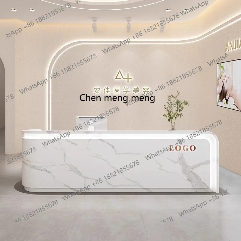 Nowoczesny prosty bar, firma, recepcja hotelu, instytucja szkoleniowa, strona kasy, salon kosmetyczny, studio jogi, biurko recepcyjne