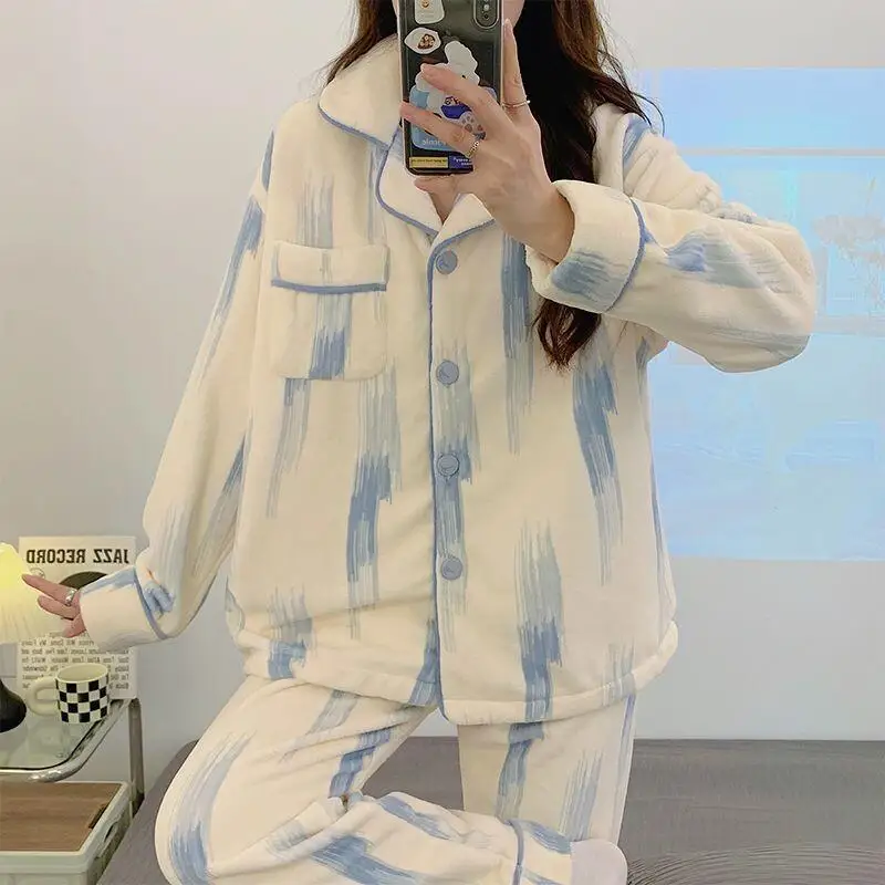 

Fashion Homewear Winter Warmth Pajama Set Autumn Long Sleeves Home Clothes Women's Flannel Pajamas Coral Fleece Thick Velvet