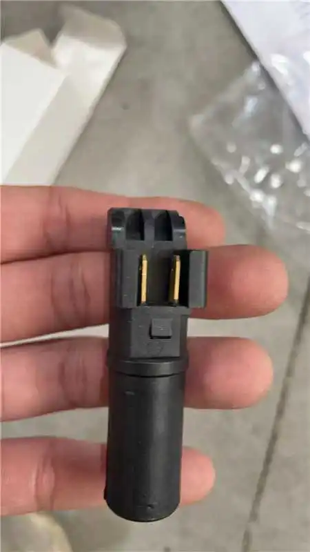 

10 шт. 93745940 ZF4HP16 датчик входной скорости коробки передач, детали, аксессуары, подходит для Suzuki Chevrolet Deawoo