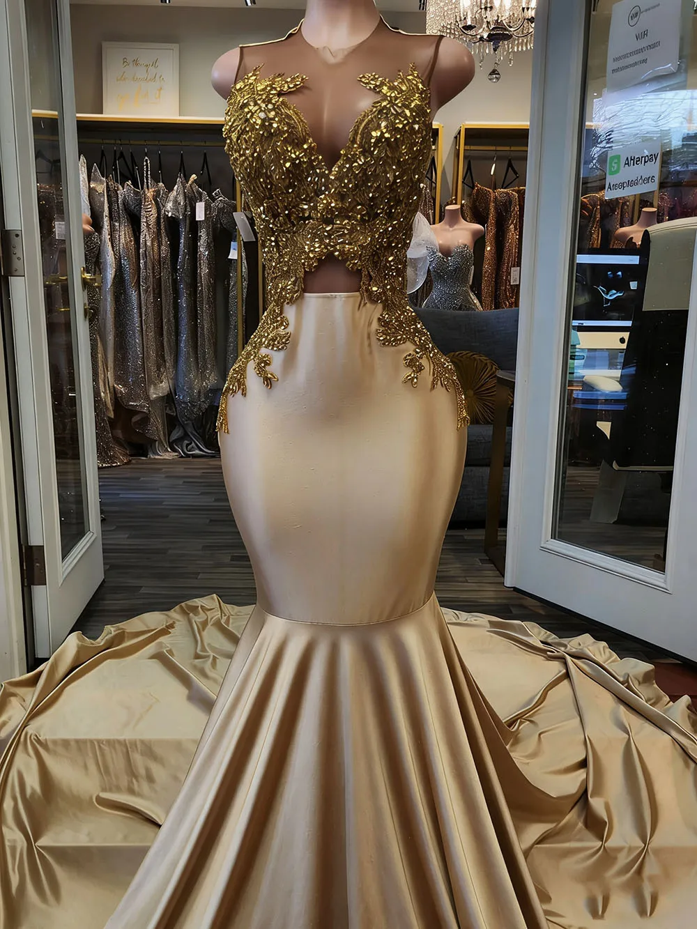Customized Champagne Prom Dresses 2026 Back Girls Crystal Rhinestone African Party Gown Sequin Homecoming Dress Vestidos De Gala