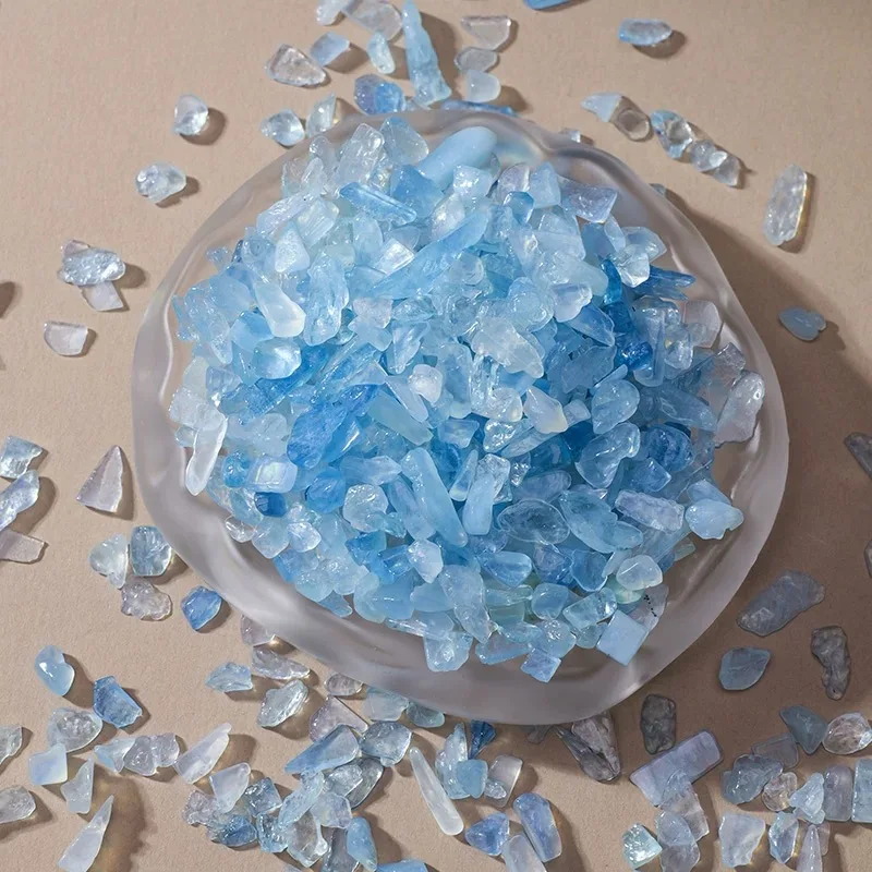 

Wholesale Natural Aquamarine Crushed Stone Demagnetized Crystal Landscape Stones for Fish Tanks, Flower Pots, Decoration