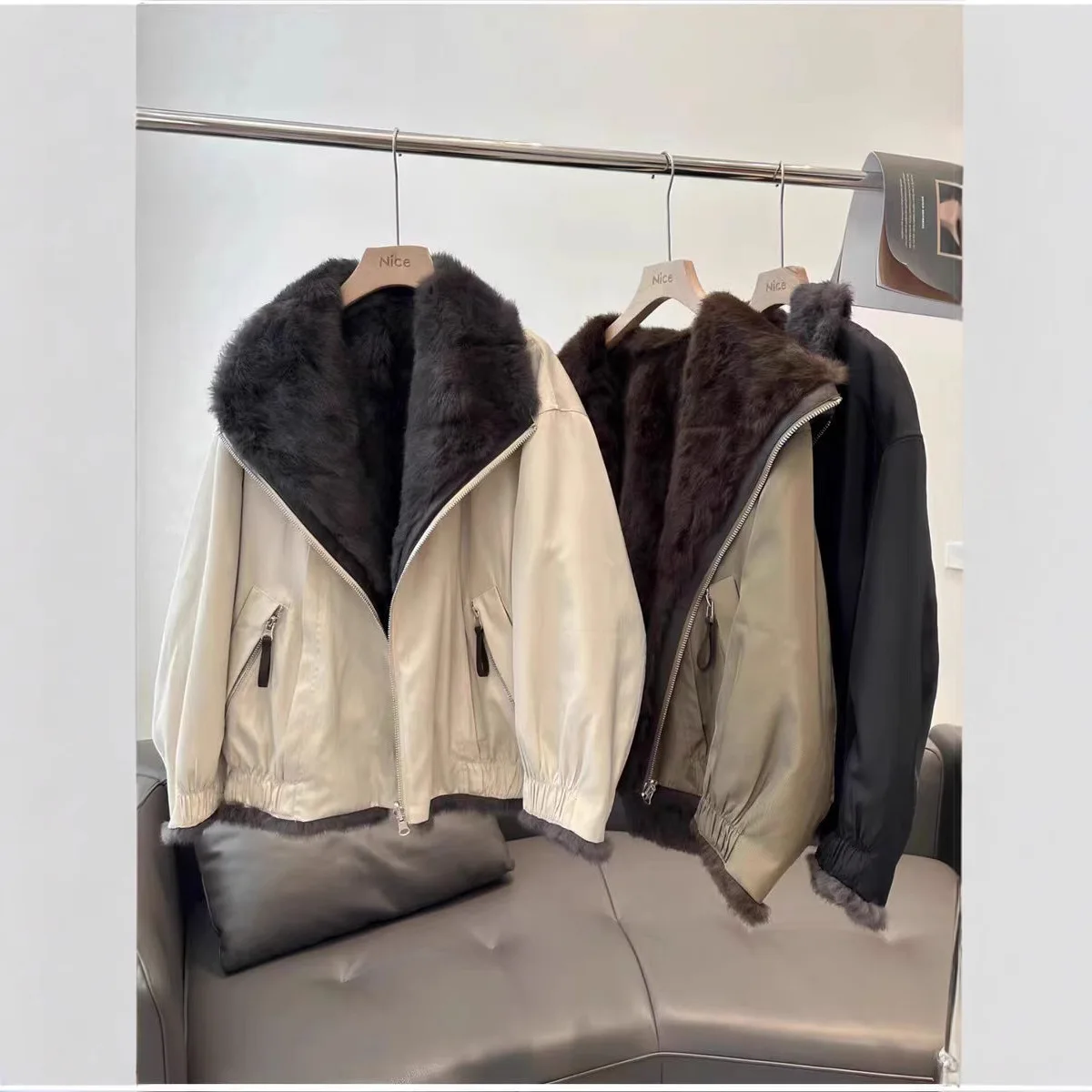 

2025 New Women‘s Rabbit Fur Parka Coat, Double-Sided Motorcycle Style Jacket, Loose Casual Youth Outerwear for Winter