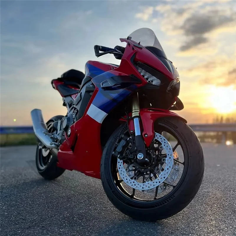 Alerón aerodinámico para carreras de motocicletas, Deflector de viento lateral
