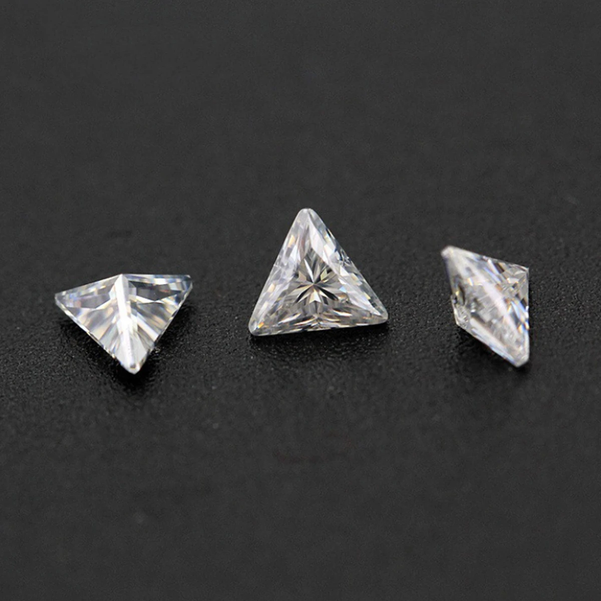 Szjinao Loose Gemstones Triangle Moissanite  0.1ct To 5ct D Color VVS1 Stone Beads With GRA Certificate Gems Pass Diamond Test