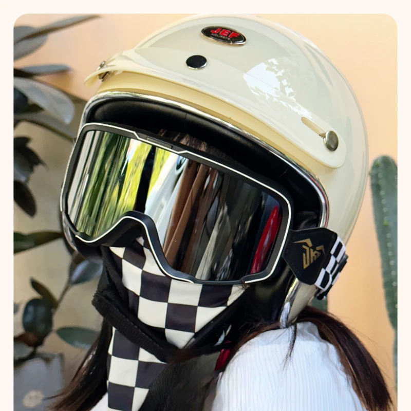 Taiwan JEF Retro Helm Kleine Helm Body Motorcycle Cruise Halve Helm Mannen en Vrouwen 3C Scooter Driekwarthelmen