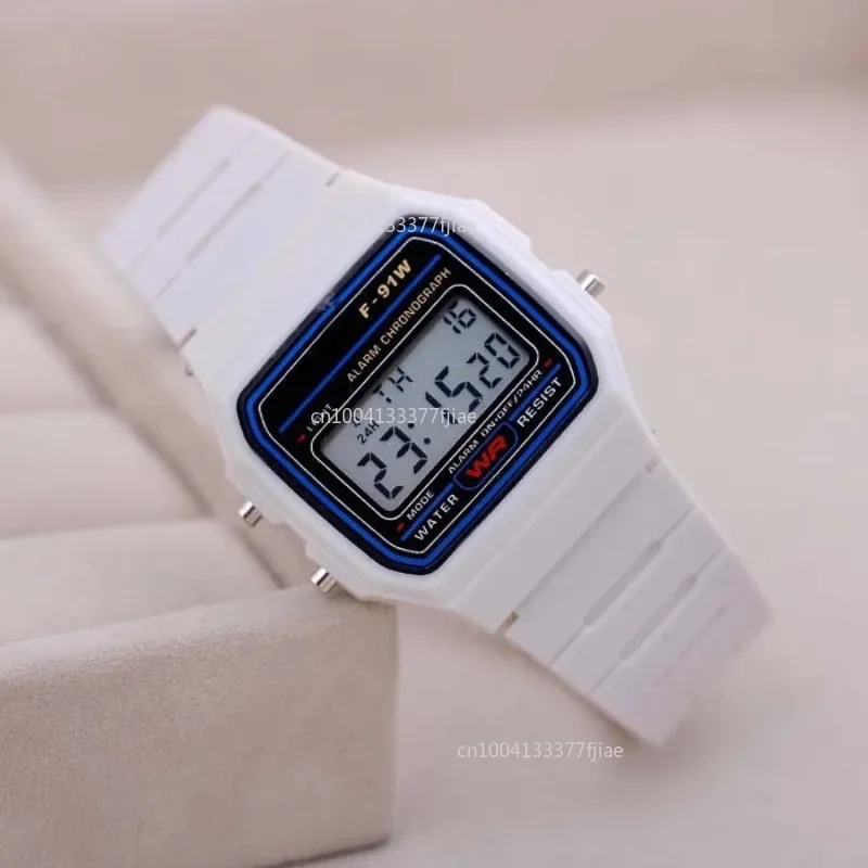 2024 New Luxury Brand Ladies Watch Harajuku Silicone  Electronic Multifunction Square Digital Watches for Women  Girls Watch