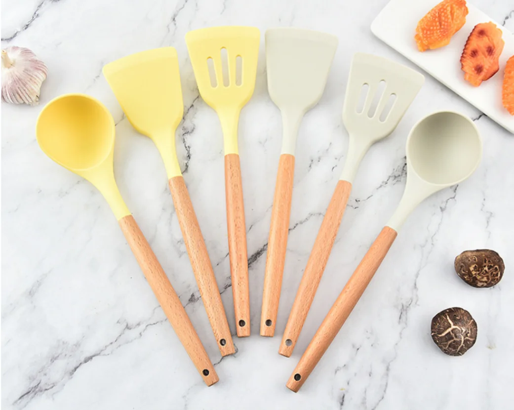 Beech Wood Handle Silicone Spatula Set High Appearance Level Cooking Spatula Kitchen Supplies Non-stick Spatula 1PC