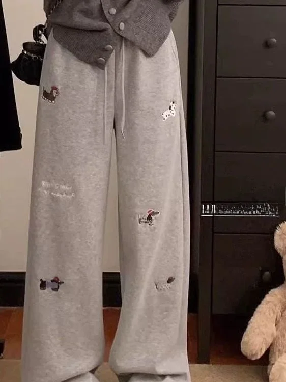 Luźne spodnie dresowe z prostymi nogawkami i haftem dla kobiet, na wiosnę i jesień, sportowe, codzienne, wyszczuplające spodnie z szerokimi nogawkami.