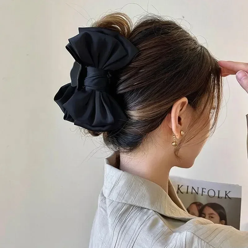 

Elegant Women Bow Hair Claw Clips Double-sided Large Satin Hair Claw Solid Bowknot Hairpins Barrettes Hair Accessories Bonnet